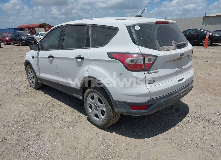 Photo 3 of 2017 Ford Escape S (VIN 1FMCU0F78HUA60985)