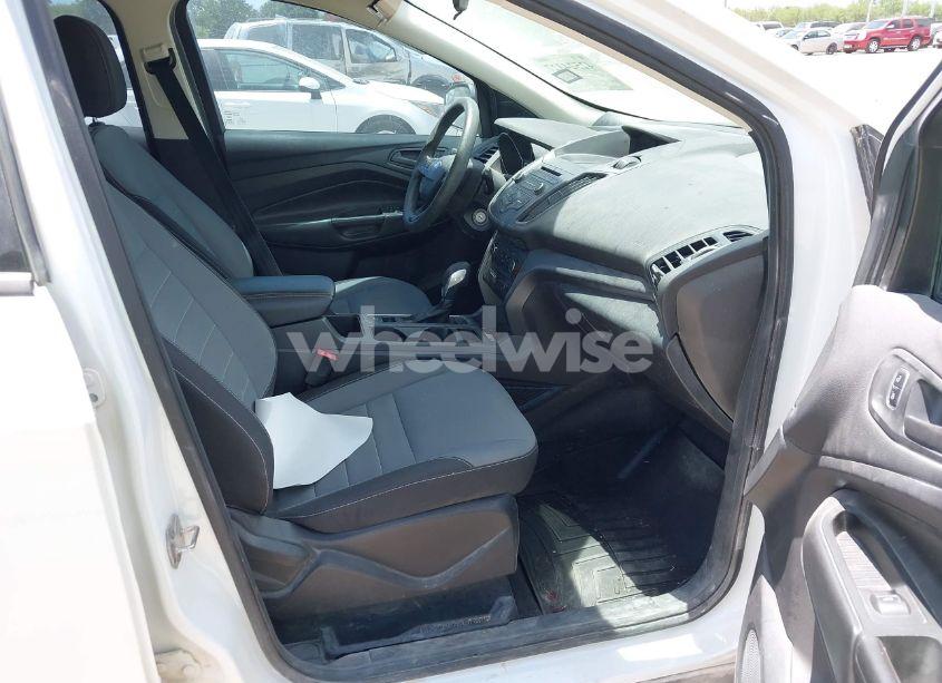 Photo 5 of 2017 Ford Escape S (VIN 1FMCU0F78HUA60985)