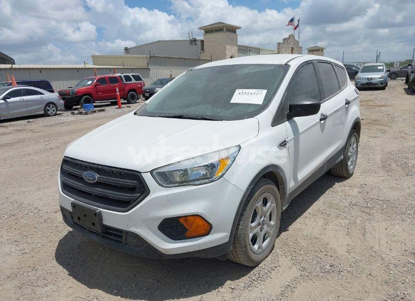 Photo 6 of 2017 Ford Escape S (VIN 1FMCU0F78HUA60985)