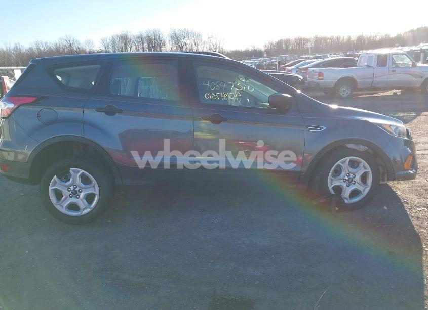 Photo 13 of 2018 Ford Escape S (VIN 1FMCU0F78JUA27233)