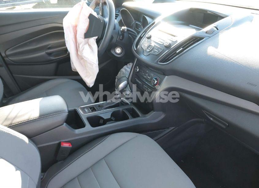 Photo 5 of 2018 Ford Escape S (VIN 1FMCU0F78JUA27233)