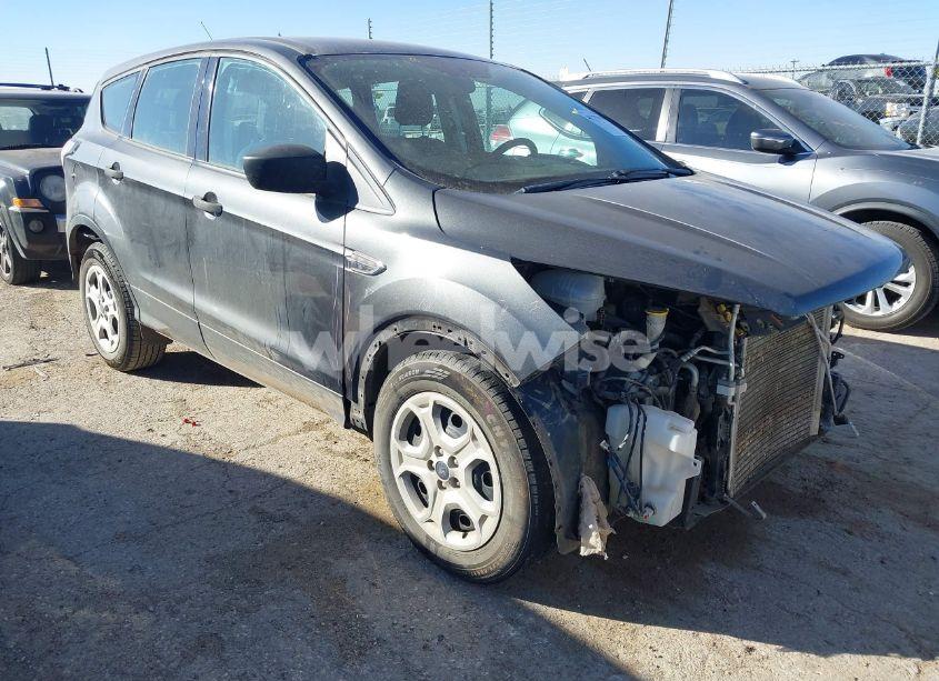 2018 Ford Escape S (VIN 1FMCU0F78JUC59234) main photo
