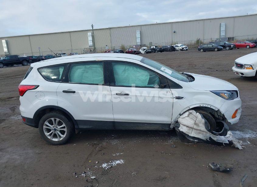 Photo 13 of 2019 Ford Escape S (VIN 1FMCU0F78KUA39819)