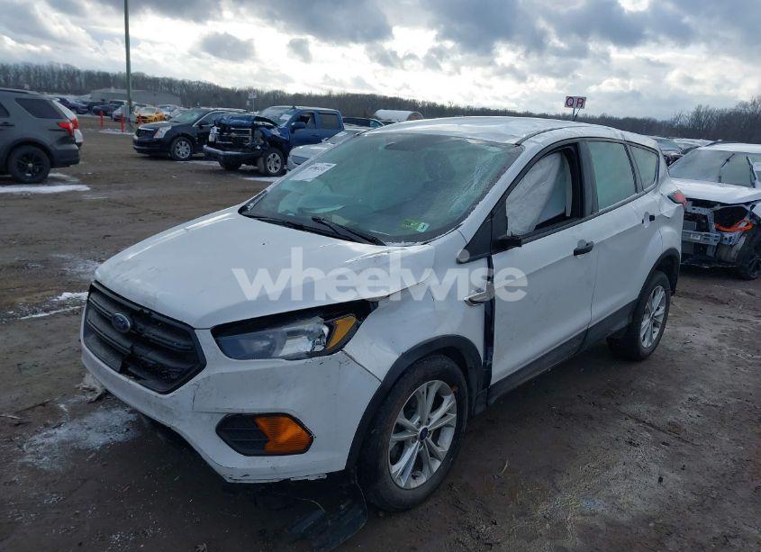 Photo 6 of 2019 Ford Escape S (VIN 1FMCU0F78KUA39819)