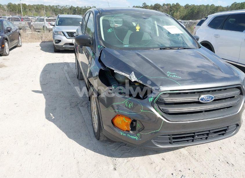 Photo 6 of 2019 Ford Escape S (VIN 1FMCU0F78KUA49721)