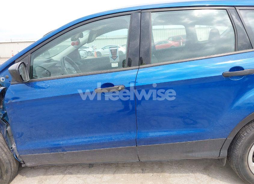 Photo 14 of 2019 Ford Escape S (VIN 1FMCU0F78KUB26300)