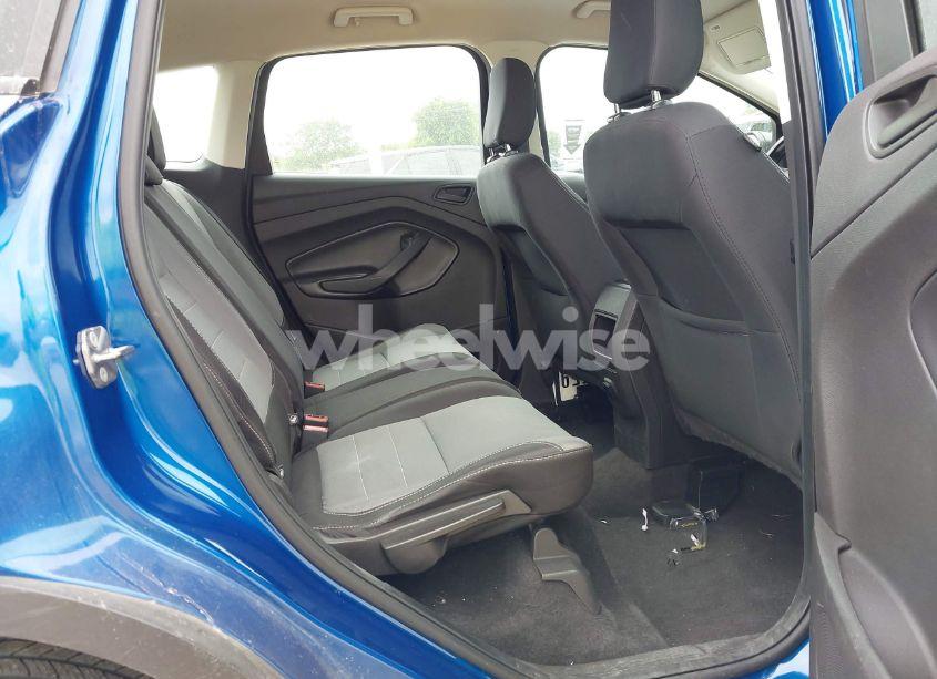 Photo 8 of 2019 Ford Escape S (VIN 1FMCU0F78KUB26300)