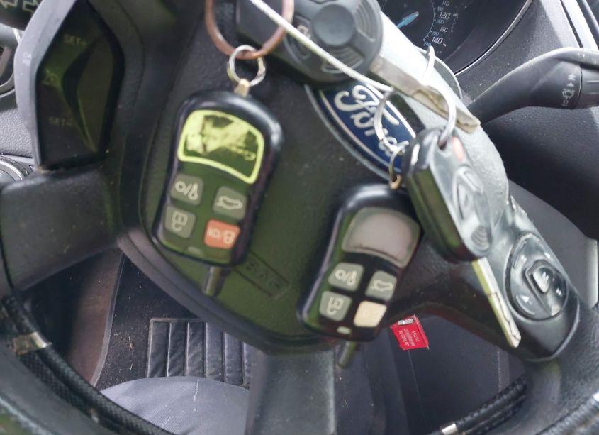 Photo 11 of 2013 Ford Escape S (VIN 1FMCU0F79DUA23793)