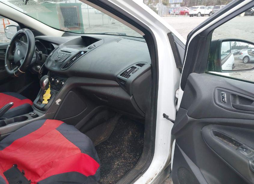 Photo 5 of 2013 Ford Escape S (VIN 1FMCU0F79DUA23793)