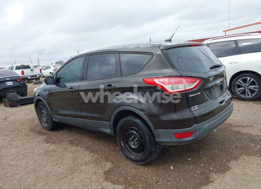 Photo 14 of 2013 Ford Escape S (VIN 1FMCU0F79DUB00212)