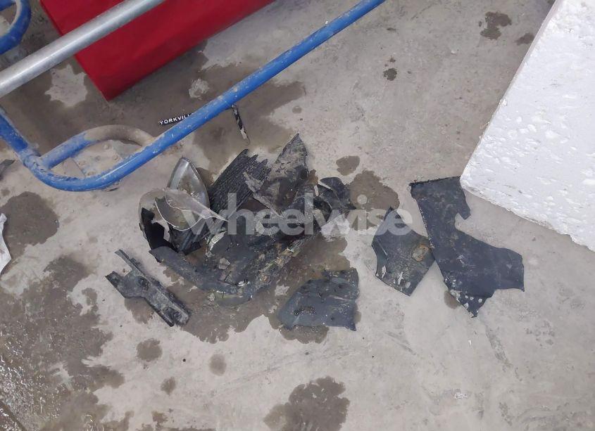 Photo 12 of 2013 Ford Escape S (VIN 1FMCU0F79DUB30794)