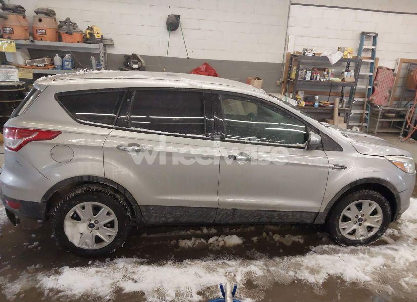Photo 14 of 2013 Ford Escape S (VIN 1FMCU0F79DUB30794)