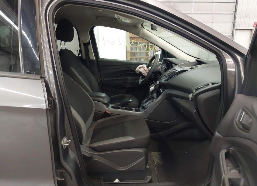 Photo 5 of 2013 Ford Escape S (VIN 1FMCU0F79DUB41004)