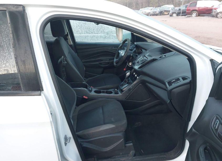 Photo 5 of 2013 Ford Escape S (VIN 1FMCU0F79DUD72338)