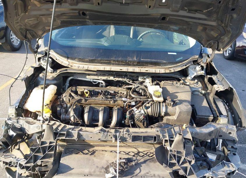 Photo 10 of 2015 Ford Escape S (VIN 1FMCU0F79FUB87788)