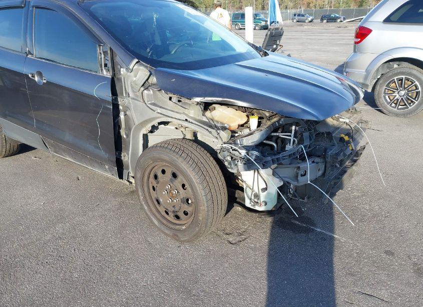 Photo 6 of 2015 Ford Escape S (VIN 1FMCU0F79FUB87788)