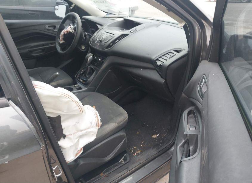 Photo 5 of 2016 Ford Escape S (VIN 1FMCU0F79GUB71060)