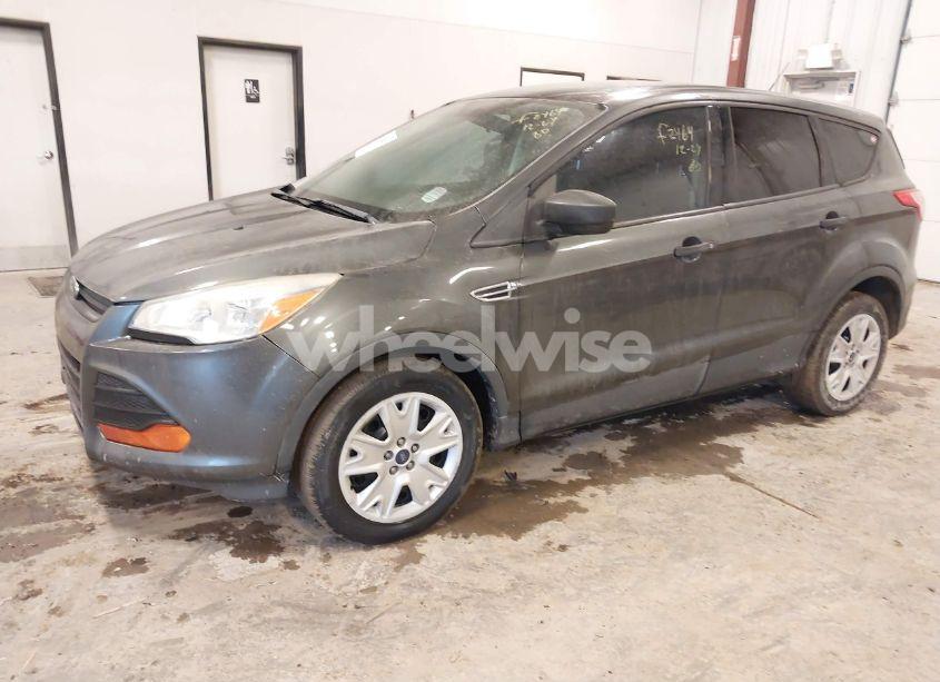 Photo 2 of 2016 Ford Escape S (VIN 1FMCU0F79GUB79594)