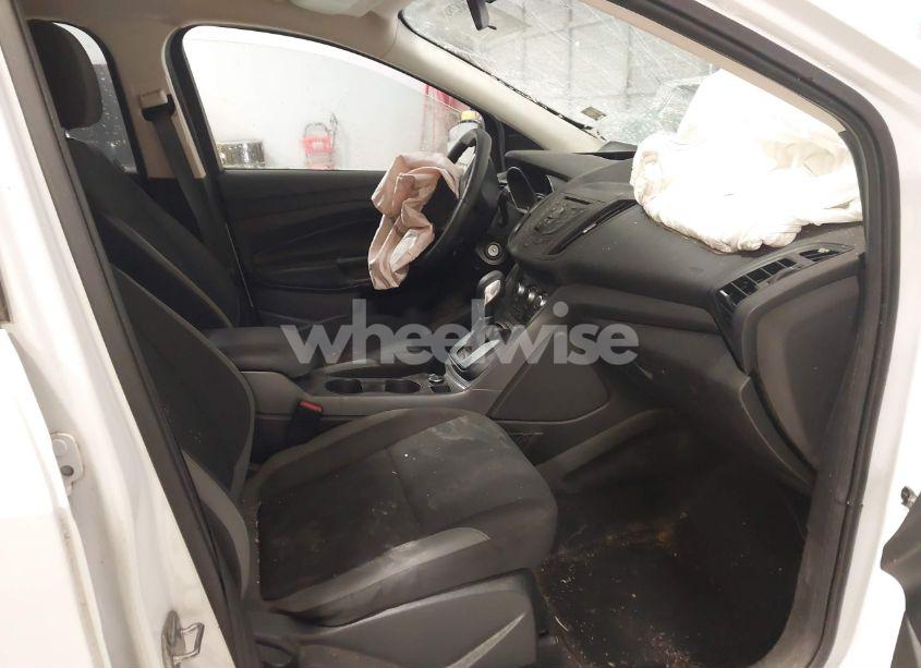 Photo 5 of 2016 Ford Escape S (VIN 1FMCU0F79GUC34352)