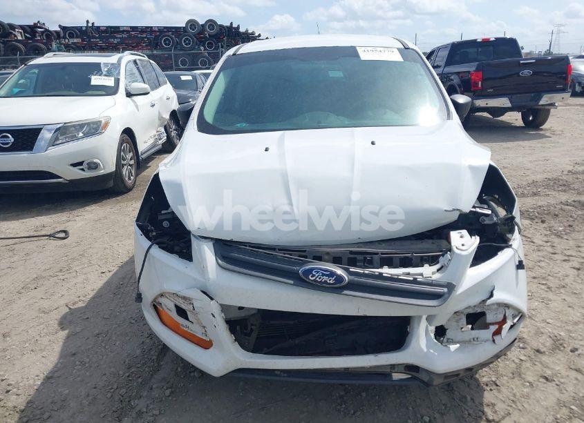 Photo 12 of 2016 Ford Escape S (VIN 1FMCU0F79GUC72860)