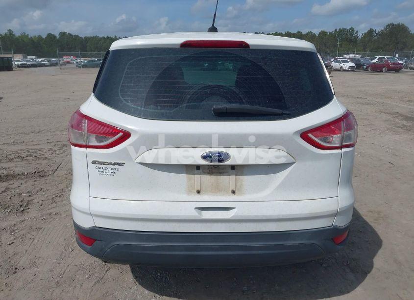 Photo 16 of 2016 Ford Escape S (VIN 1FMCU0F79GUC72860)