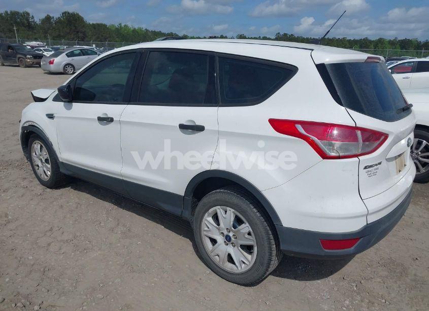 Photo 3 of 2016 Ford Escape S (VIN 1FMCU0F79GUC72860)