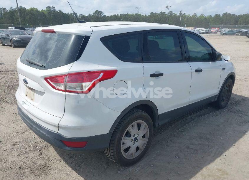 Photo 4 of 2016 Ford Escape S (VIN 1FMCU0F79GUC72860)