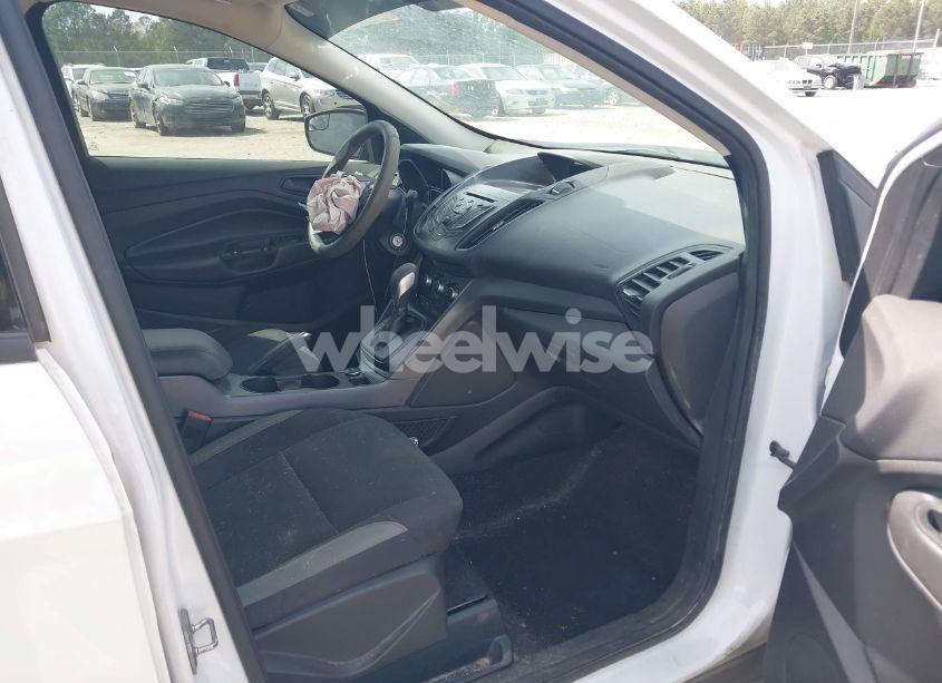 Photo 5 of 2016 Ford Escape S (VIN 1FMCU0F79GUC72860)