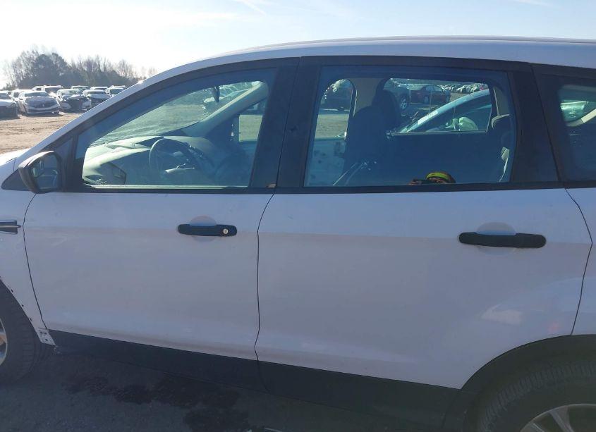 Photo 15 of 2017 Ford Escape S (VIN 1FMCU0F79HUA19197)