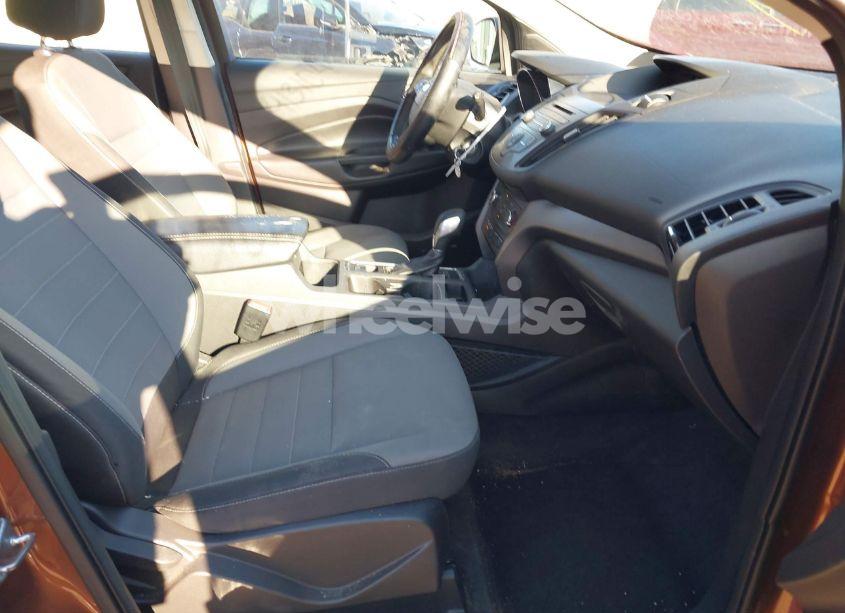 Photo 5 of 2017 Ford Escape S (VIN 1FMCU0F79HUE56875)