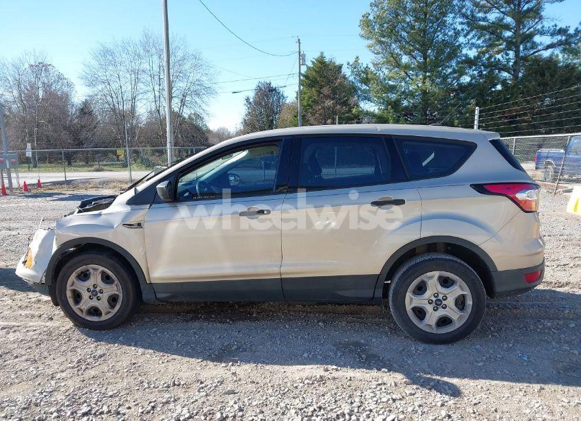 Photo 15 of 2018 Ford Escape S (VIN 1FMCU0F79JUA17441)