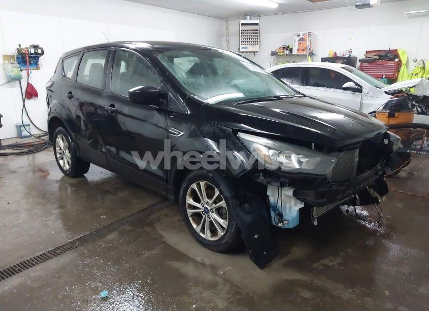 2018 Ford Escape S (VIN 1FMCU0F79JUA19660) main photo