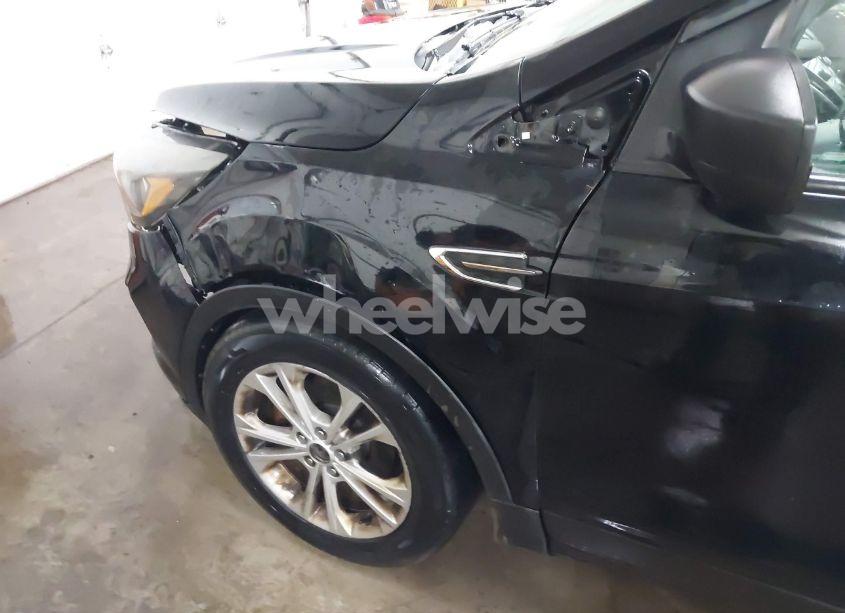 Photo 21 of 2018 Ford Escape S (VIN 1FMCU0F79JUA19660)