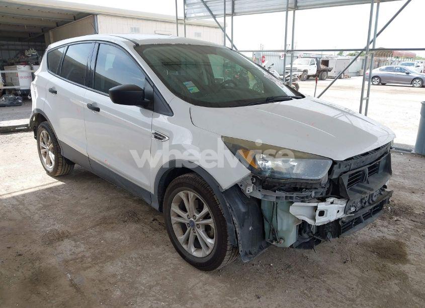 2018 Ford Escape S (VIN 1FMCU0F79JUA22719) main photo