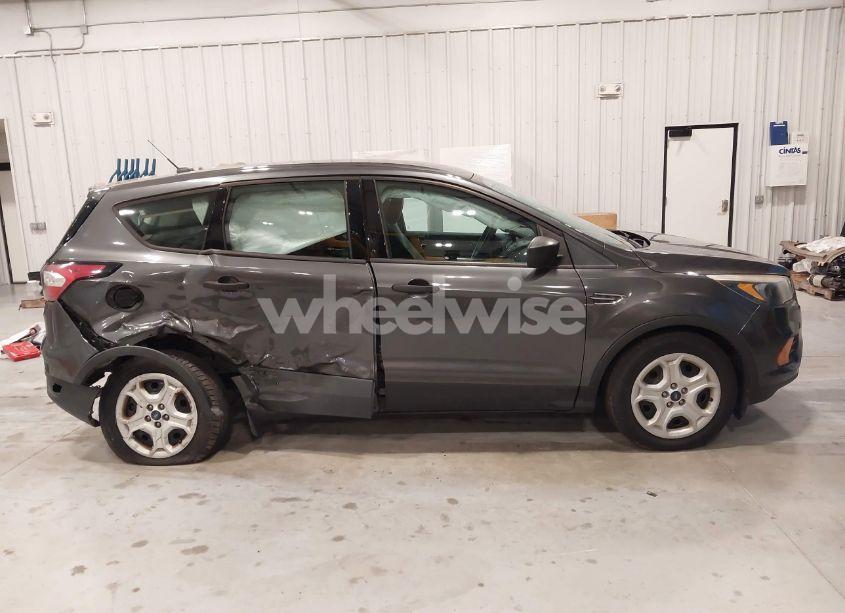 Photo 14 of 2018 Ford Escape S (VIN 1FMCU0F79JUA35843)