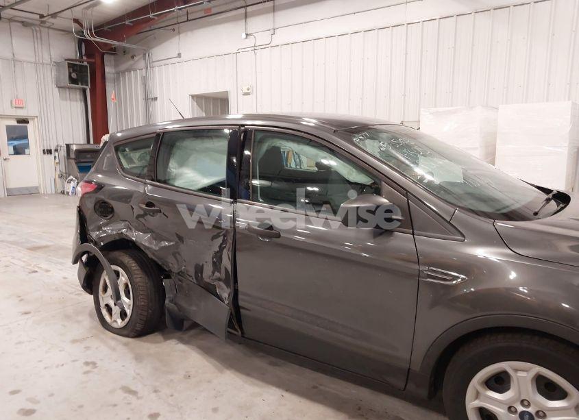 Photo 6 of 2018 Ford Escape S (VIN 1FMCU0F79JUA35843)