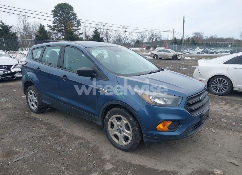 2018 Ford Escape S (VIN 1FMCU0F79JUA61293) main photo