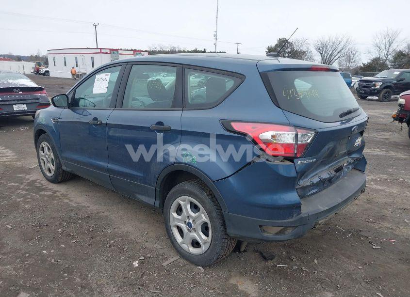 Photo 3 of 2018 Ford Escape S (VIN 1FMCU0F79JUA61293)
