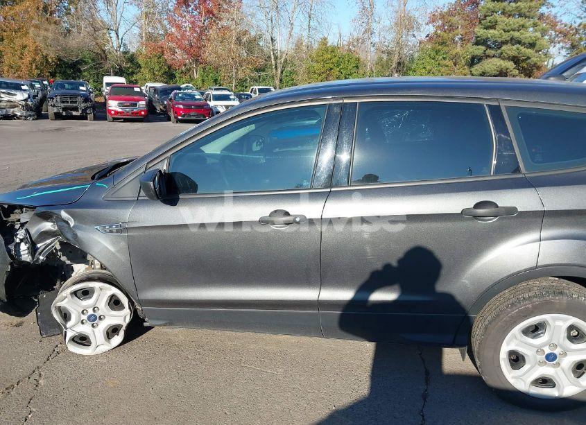 Photo 15 of 2018 Ford Escape S (VIN 1FMCU0F79JUA79759)