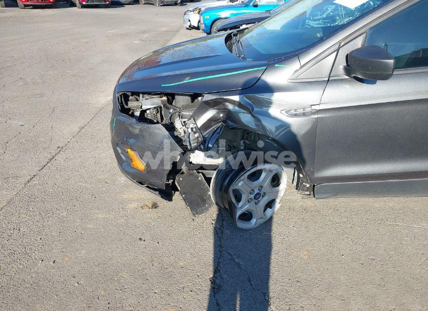 Photo 18 of 2018 Ford Escape S (VIN 1FMCU0F79JUA79759)