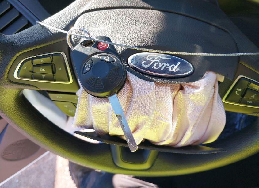 Photo 11 of 2018 Ford Escape S (VIN 1FMCU0F79JUB11027)