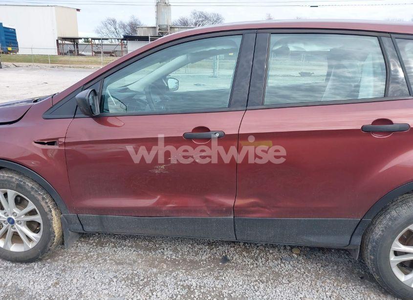 Photo 14 of 2018 Ford Escape S (VIN 1FMCU0F79JUC27098)