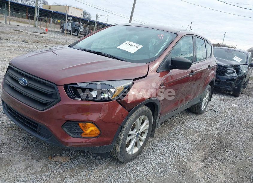 Photo 2 of 2018 Ford Escape S (VIN 1FMCU0F79JUC27098)