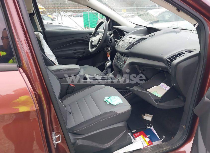 Photo 5 of 2018 Ford Escape S (VIN 1FMCU0F79JUC27098)