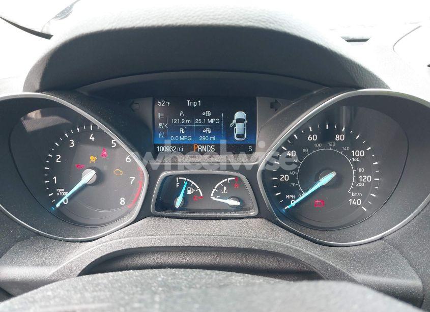 Photo 7 of 2018 Ford Escape S (VIN 1FMCU0F79JUC27098)