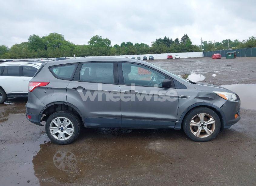 Photo 13 of 2013 Ford Escape S (VIN 1FMCU0F7XDUB79194)