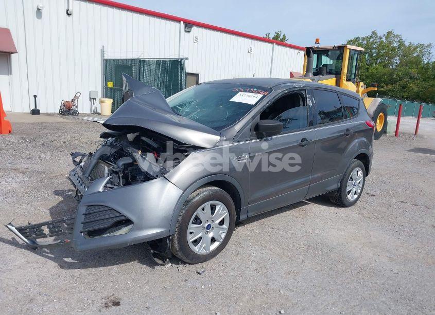 Photo 2 of 2013 Ford Escape S (VIN 1FMCU0F7XDUC13375)