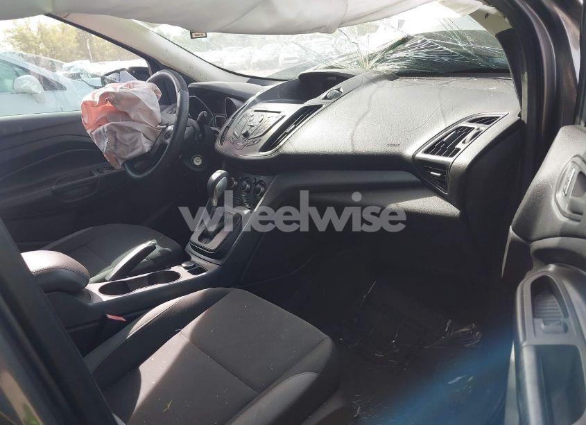 Photo 5 of 2013 Ford Escape S (VIN 1FMCU0F7XDUC13375)