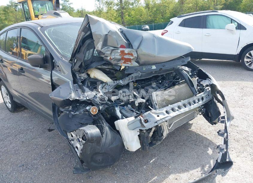 Photo 6 of 2013 Ford Escape S (VIN 1FMCU0F7XDUC13375)