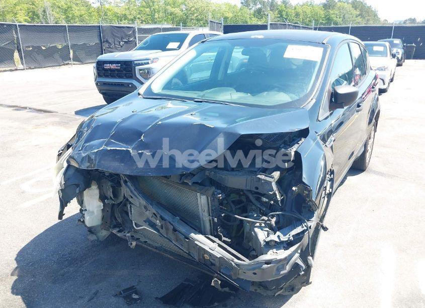 Photo 6 of 2013 Ford Escape S (VIN 1FMCU0F7XDUD47559)